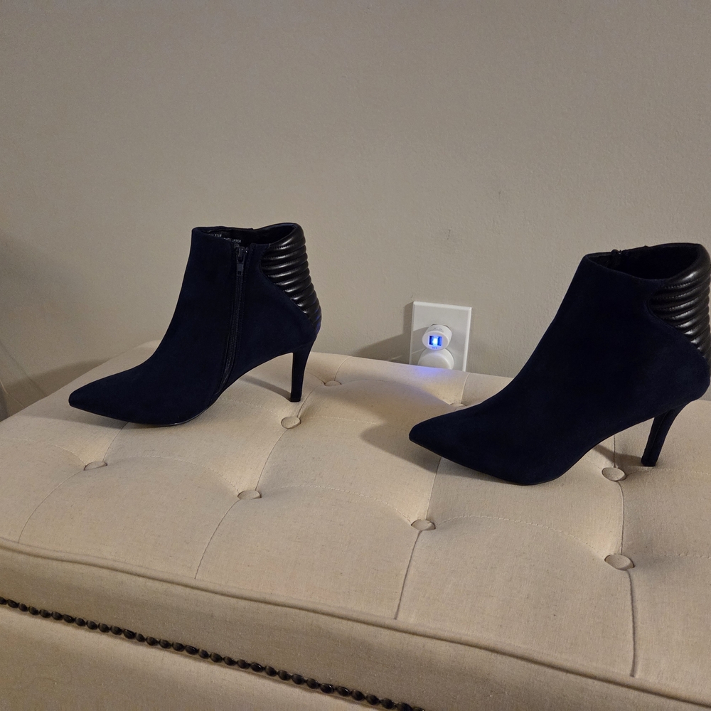 Chic Black and Navy Ankle Booties
